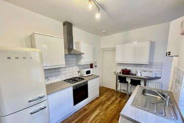 3 bed flat, Myrtle Grove, Jesmond, Newcastle, NE23HT - Image 8